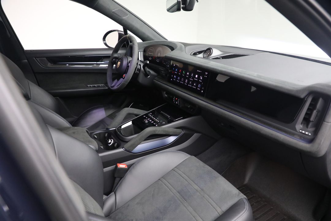 2024 Porsche Cayenne