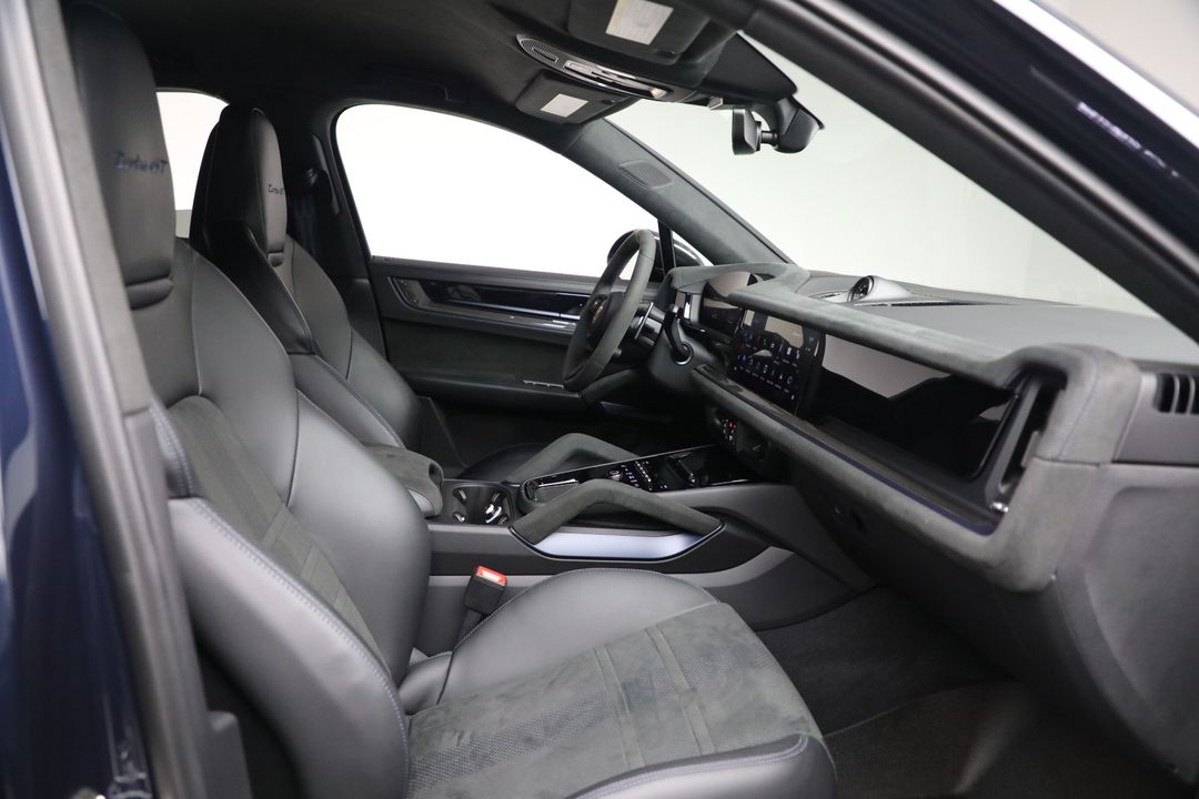 2024 Porsche Cayenne