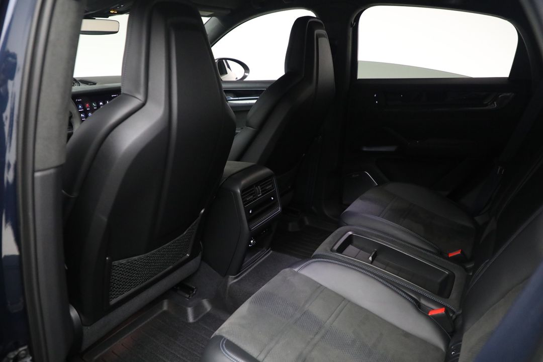 2024 Porsche Cayenne