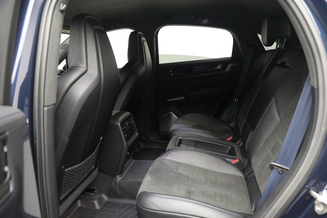2024 Porsche Cayenne