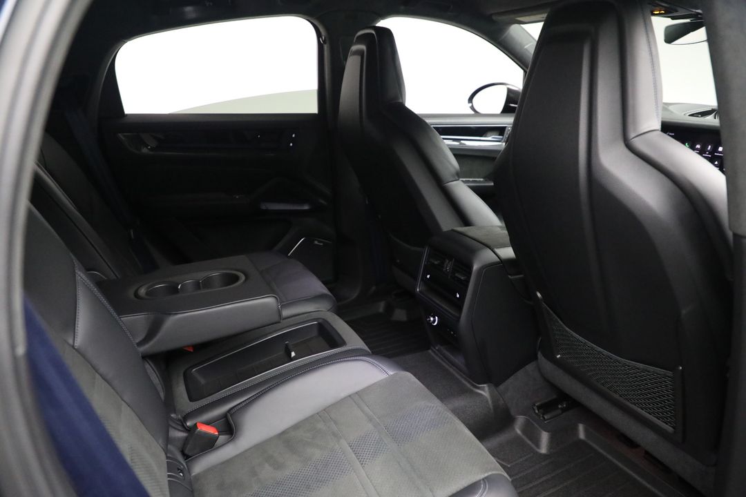 2024 Porsche Cayenne