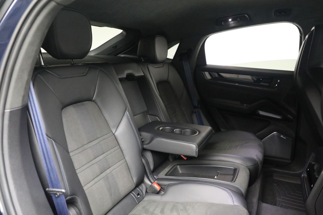 2024 Porsche Cayenne