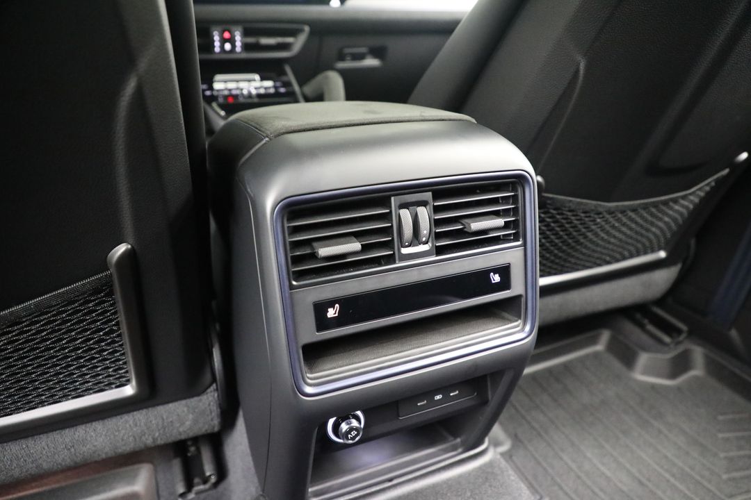 2024 Porsche Cayenne