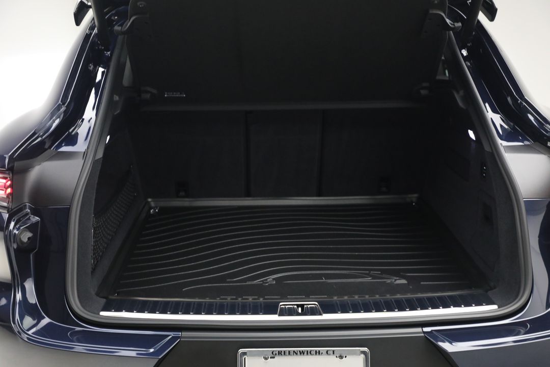 2024 Porsche Cayenne