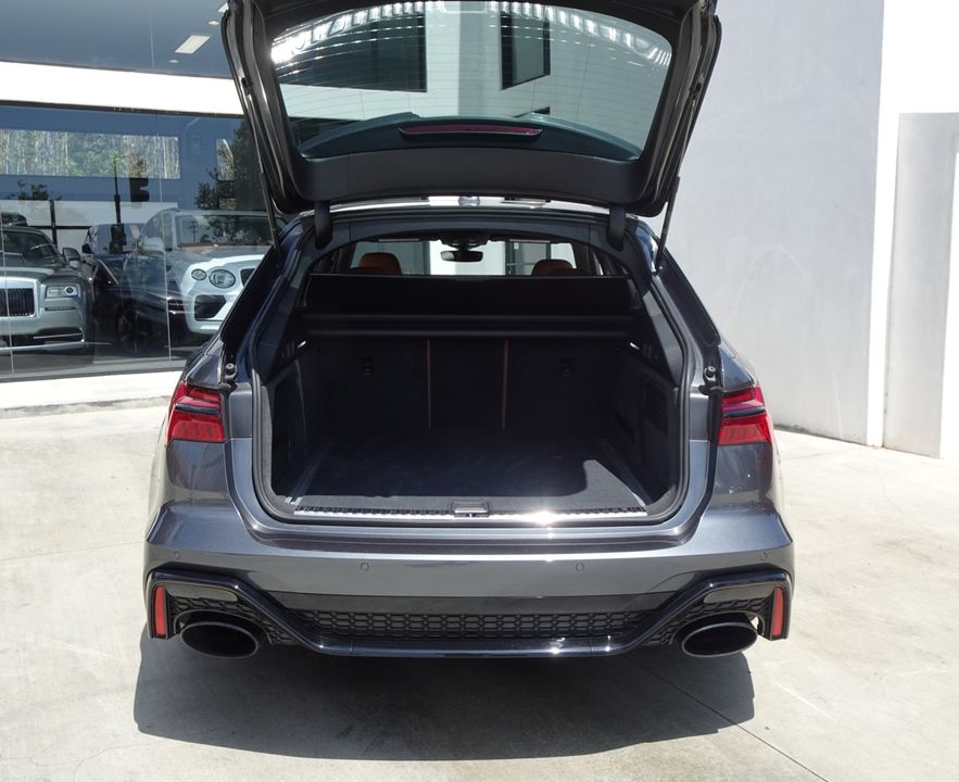 2023 Audi RS 6 Avant