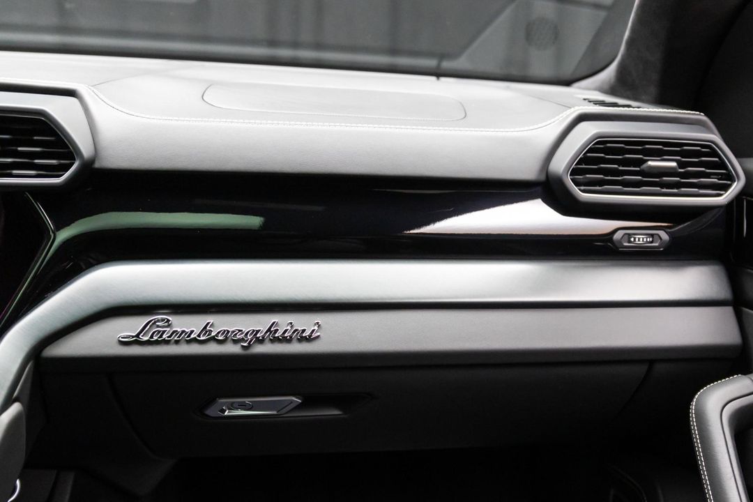 2021 Lamborghini Urus