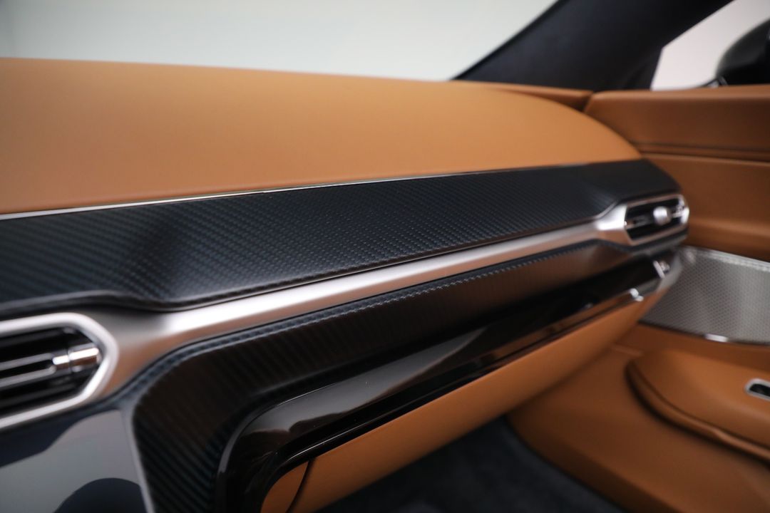 2026 Aston Martin Vantage