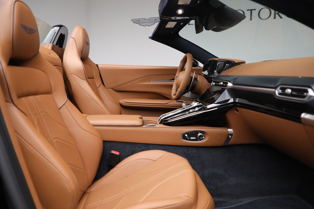 2026 Aston Martin Vantage