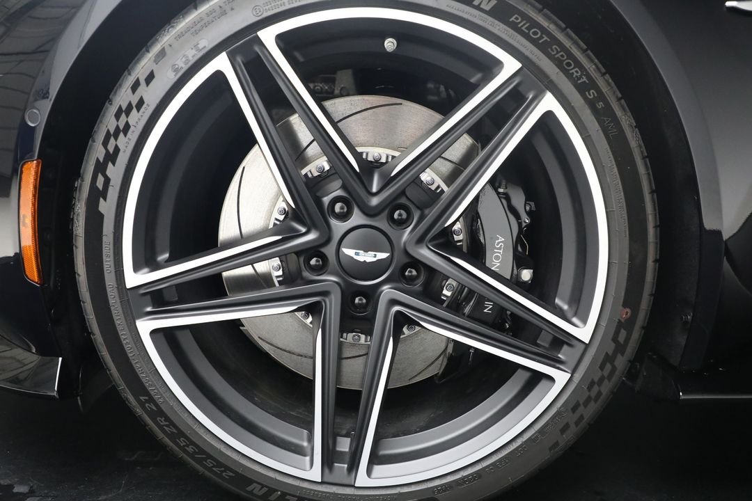 2026 Aston Martin Vantage