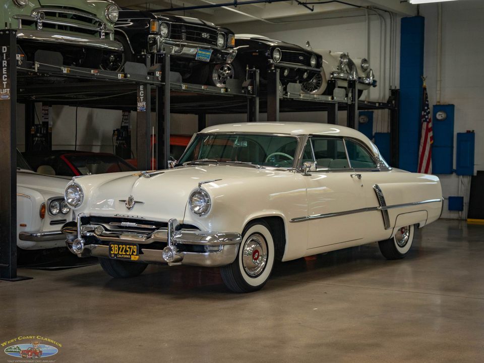 1952 Lincoln Cosmopolitan Sport Coupe