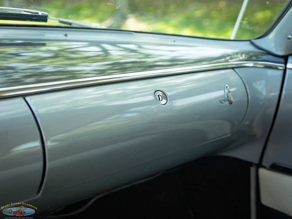 1952 Lincoln Cosmopolitan Sport Coupe