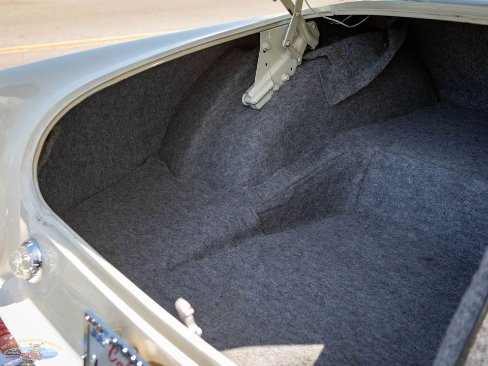 1952 Lincoln Cosmopolitan Sport Coupe