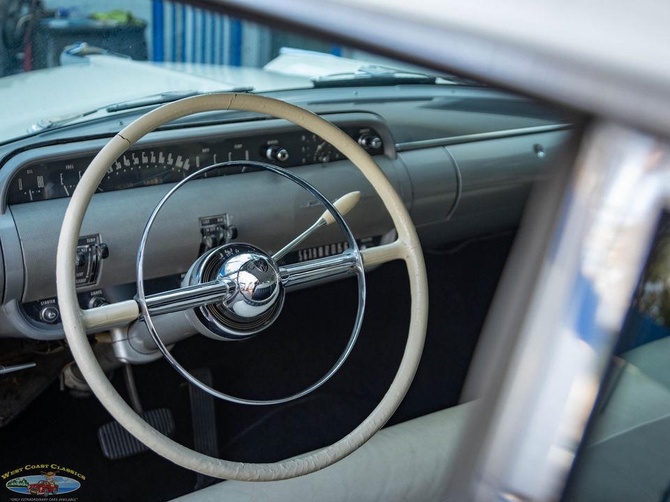 1952 Lincoln Cosmopolitan Sport Coupe