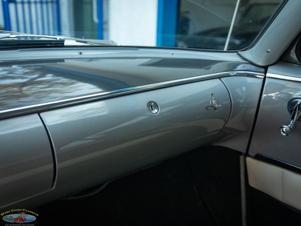 1952 Lincoln Cosmopolitan Sport Coupe