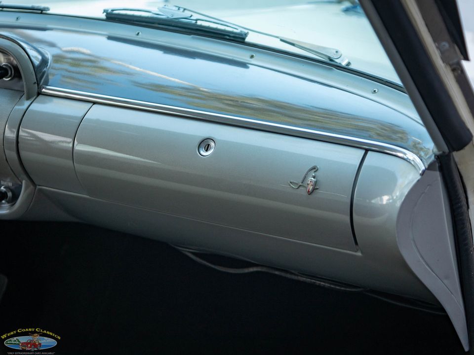 1952 Lincoln Cosmopolitan Sport Coupe
