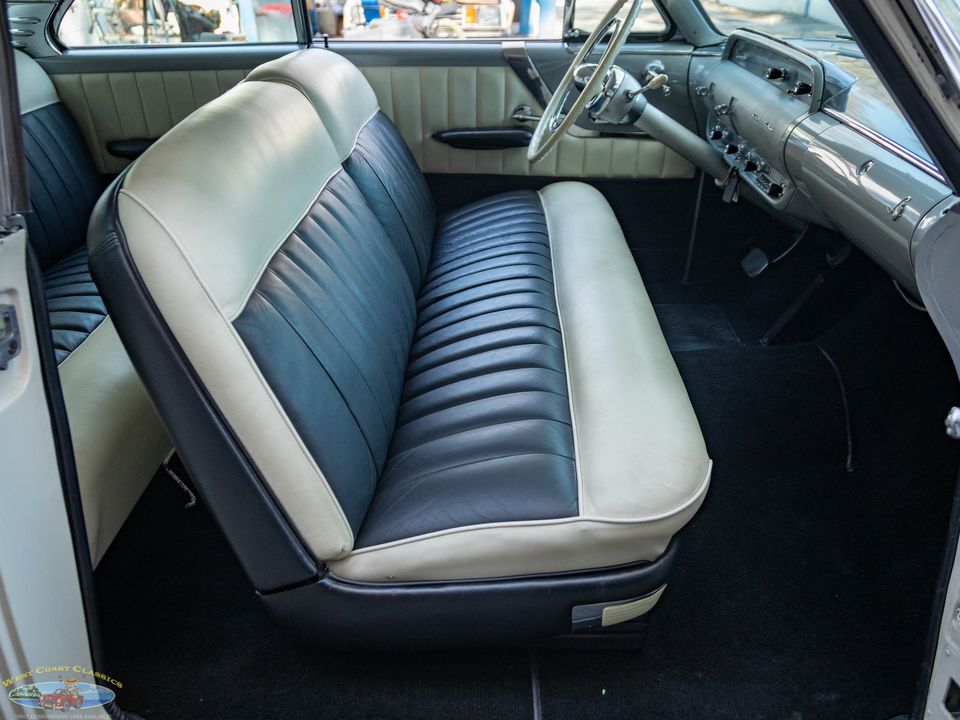 1952 Lincoln Cosmopolitan Sport Coupe