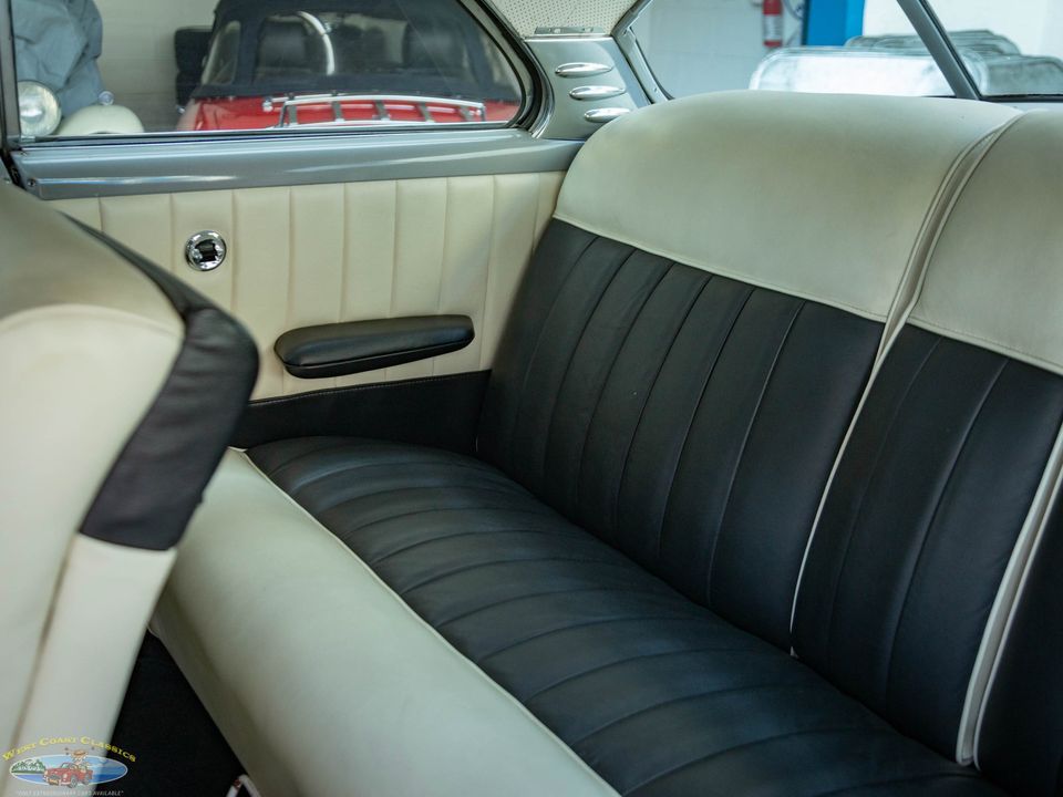 1952 Lincoln Cosmopolitan Sport Coupe