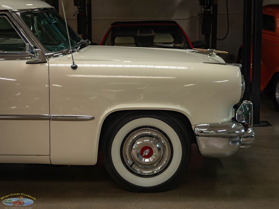 1952 Lincoln Cosmopolitan Sport Coupe