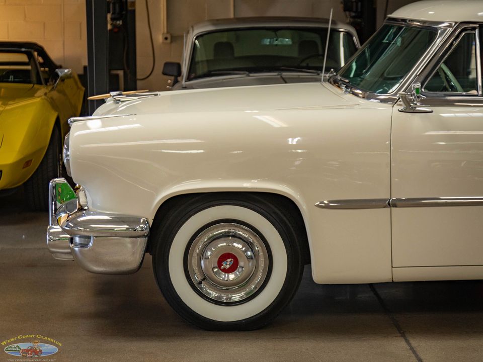 1952 Lincoln Cosmopolitan Sport Coupe