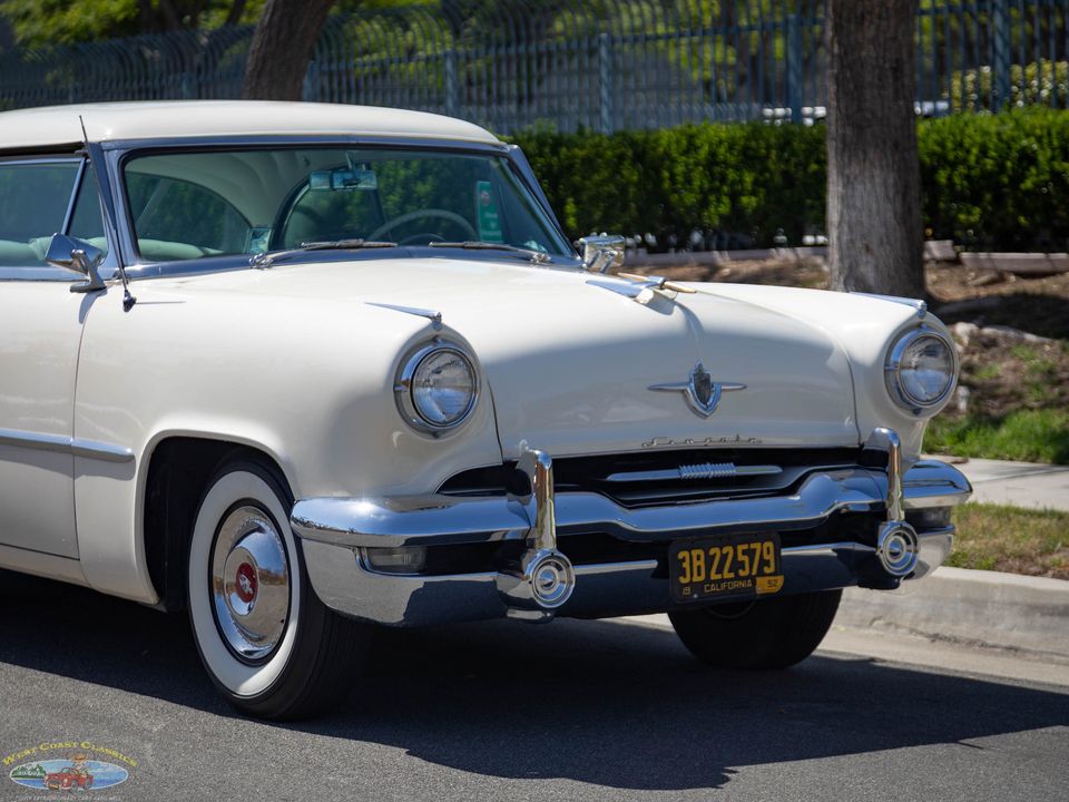 1952 Lincoln Cosmopolitan Sport Coupe