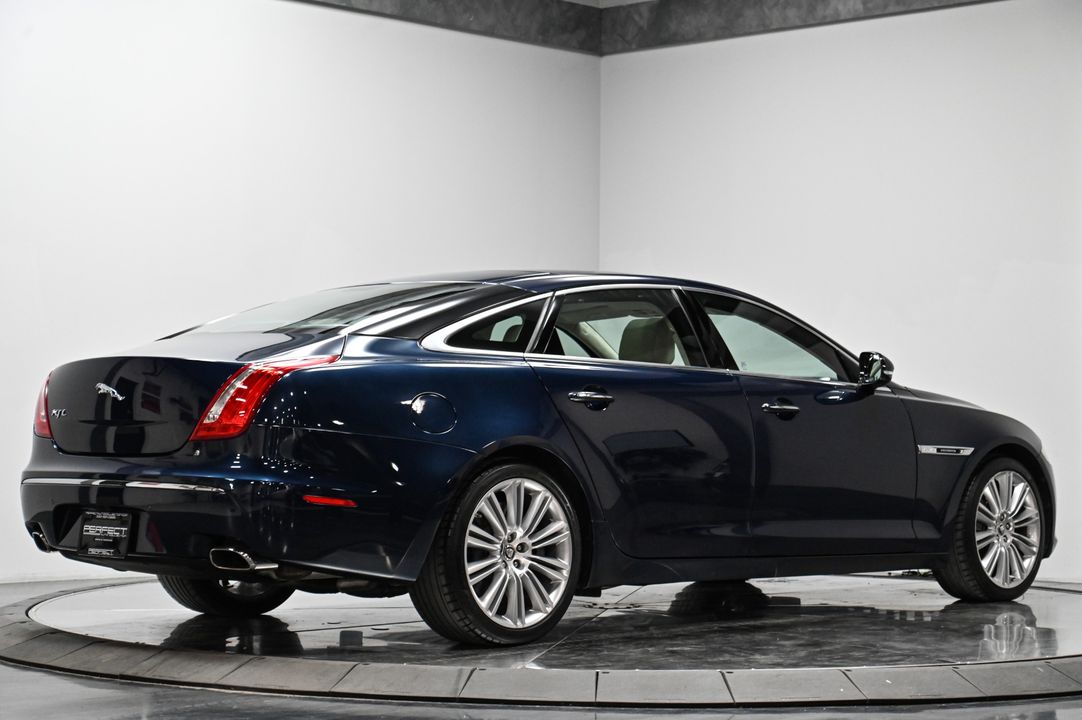 2012 Jaguar XJ