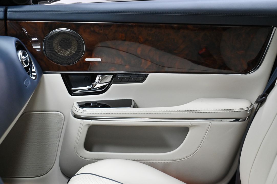 2012 Jaguar XJ