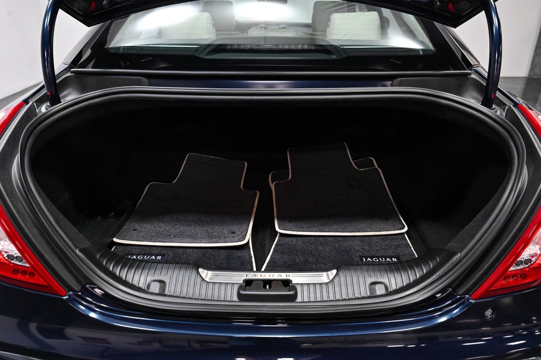 2012 Jaguar XJ