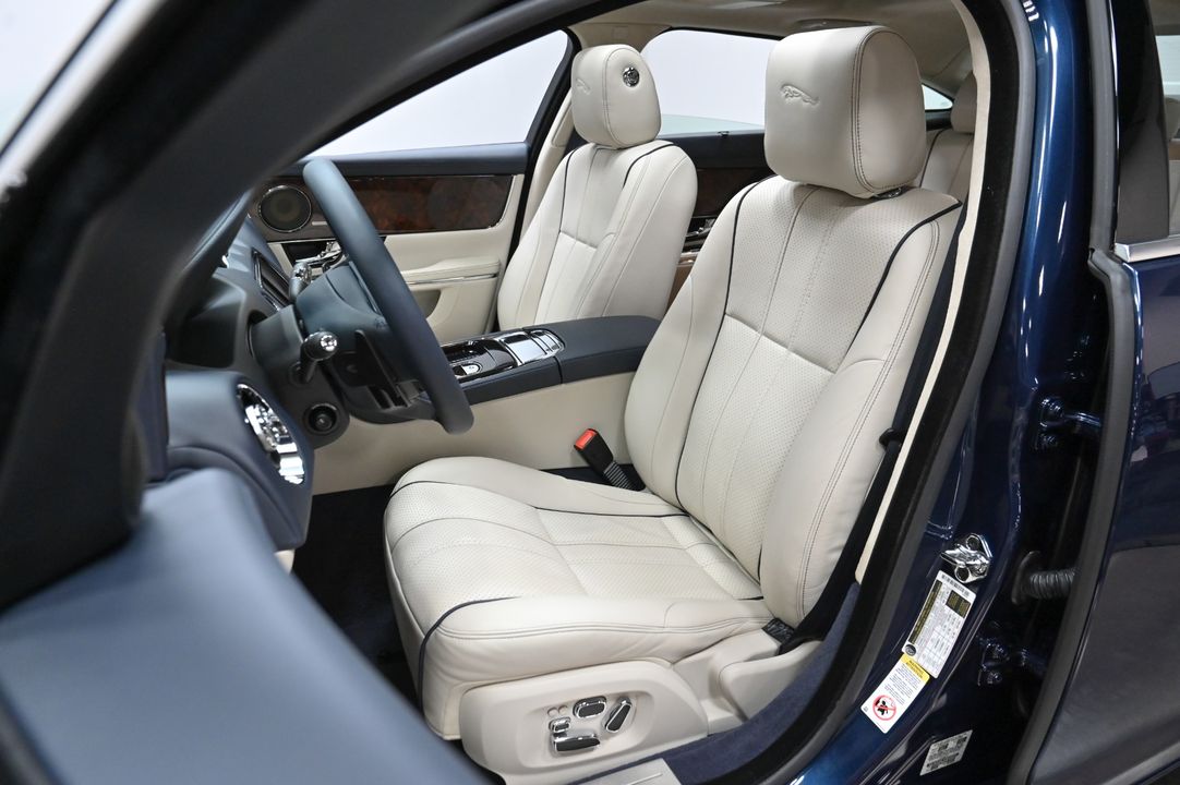 2012 Jaguar XJ