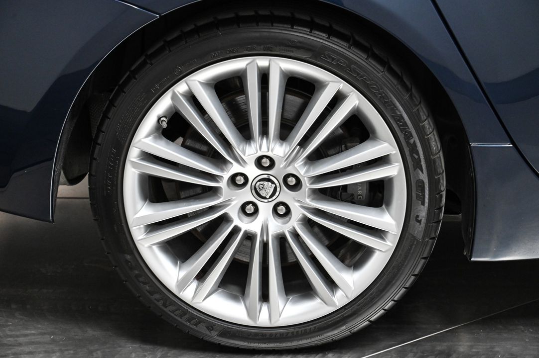 2012 Jaguar XJ