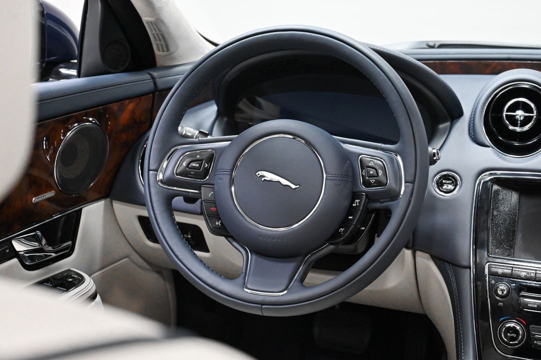2012 Jaguar XJ