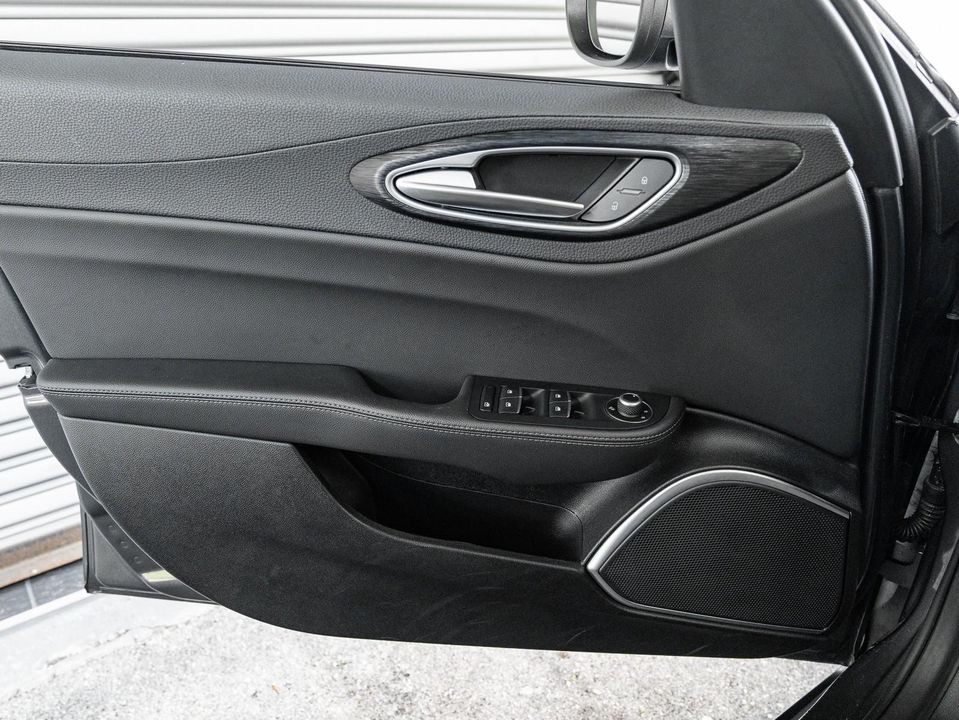 2023 Alfa Romeo Giulia