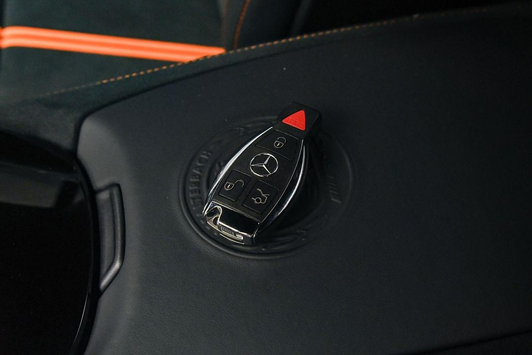 2021 Mercedes-Benz AMG   GT