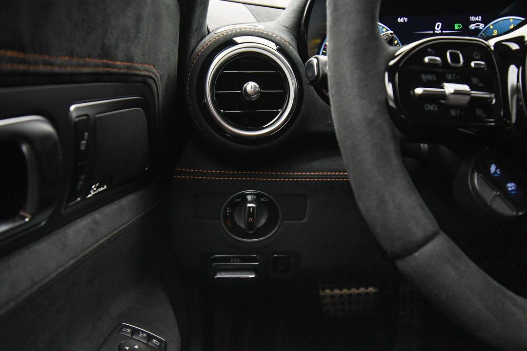 2021 Mercedes-Benz AMG   GT