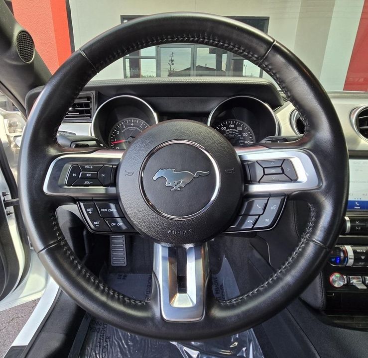 2022 Ford Mustang