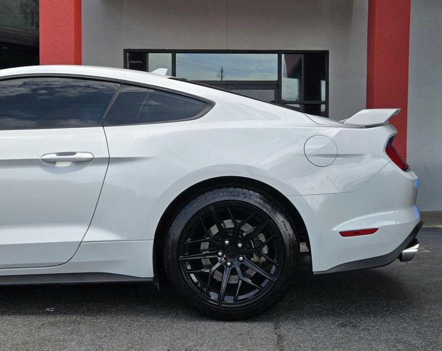 2022 Ford Mustang