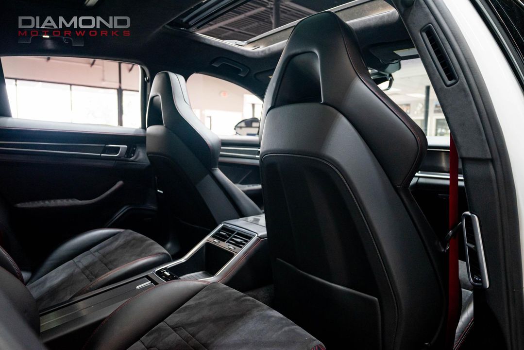 2019 Porsche Panamera