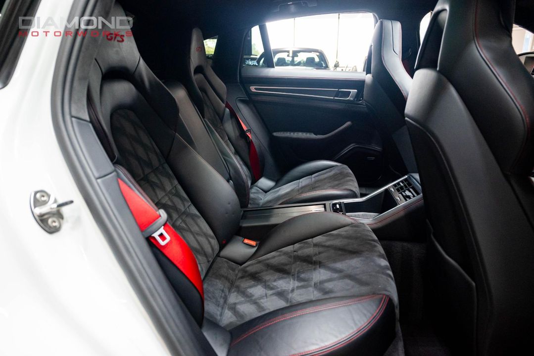 2019 Porsche Panamera