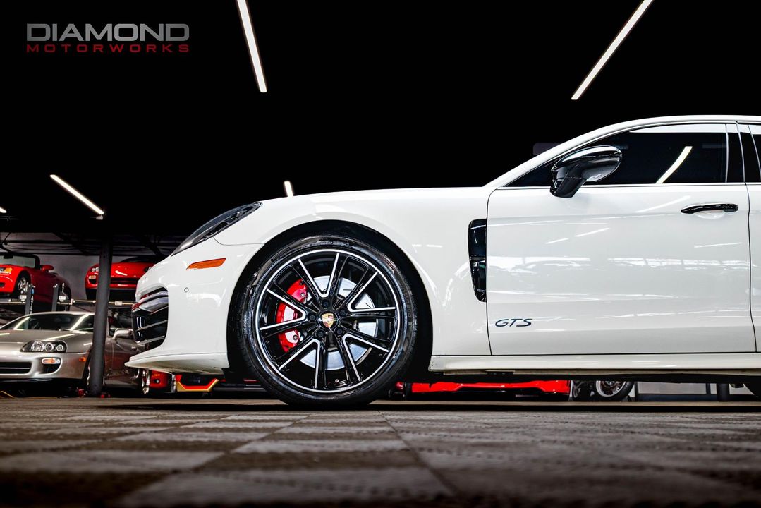 2019 Porsche Panamera