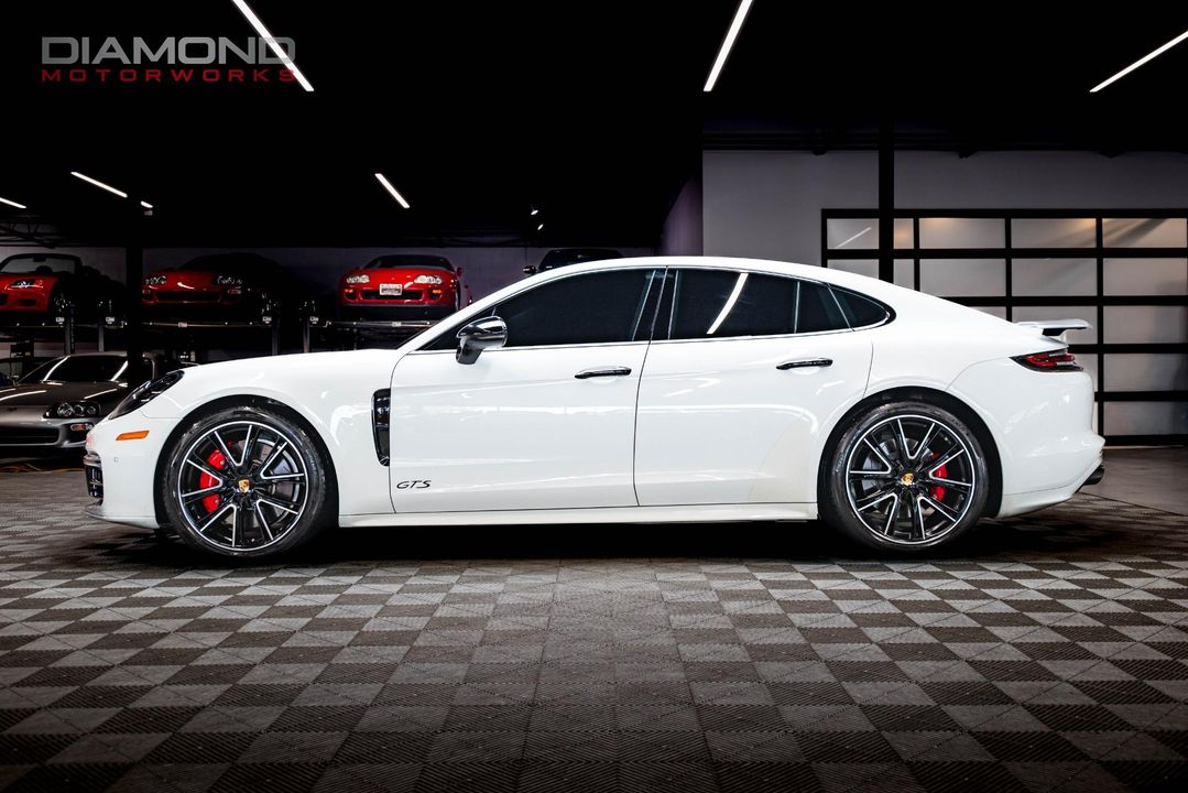 2019 Porsche Panamera