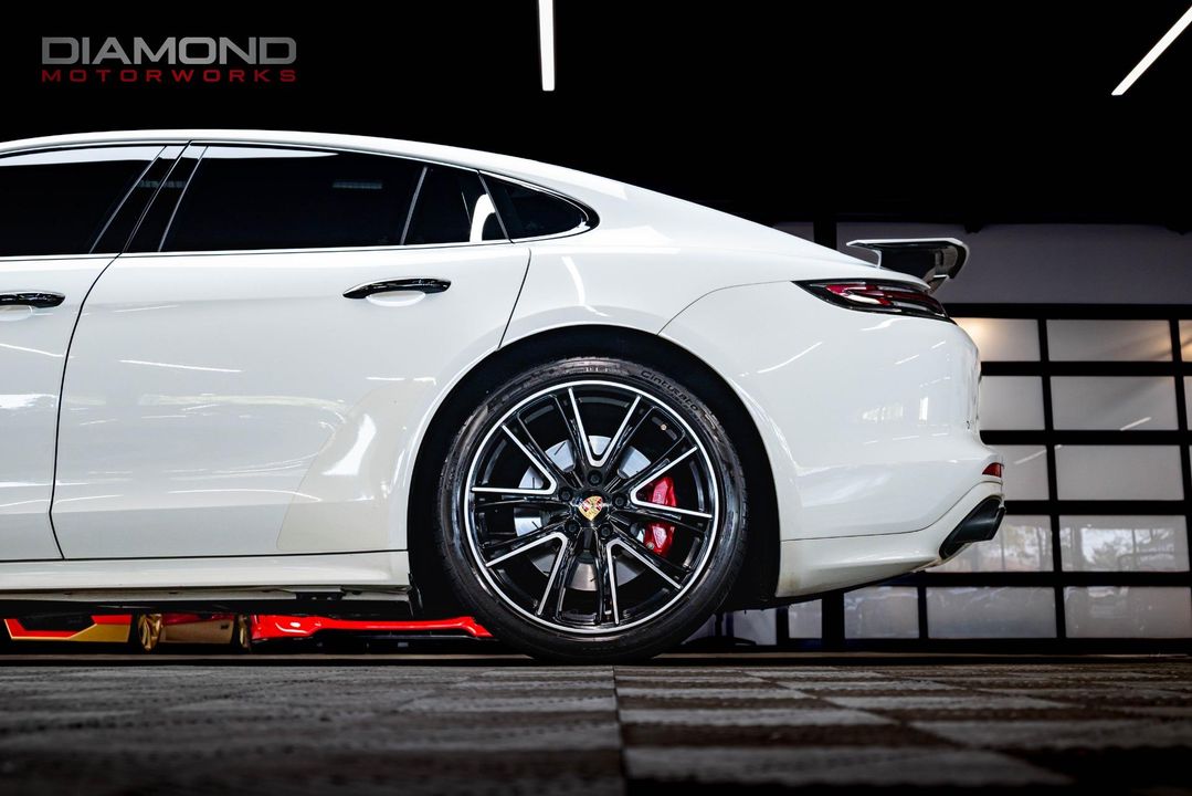 2019 Porsche Panamera