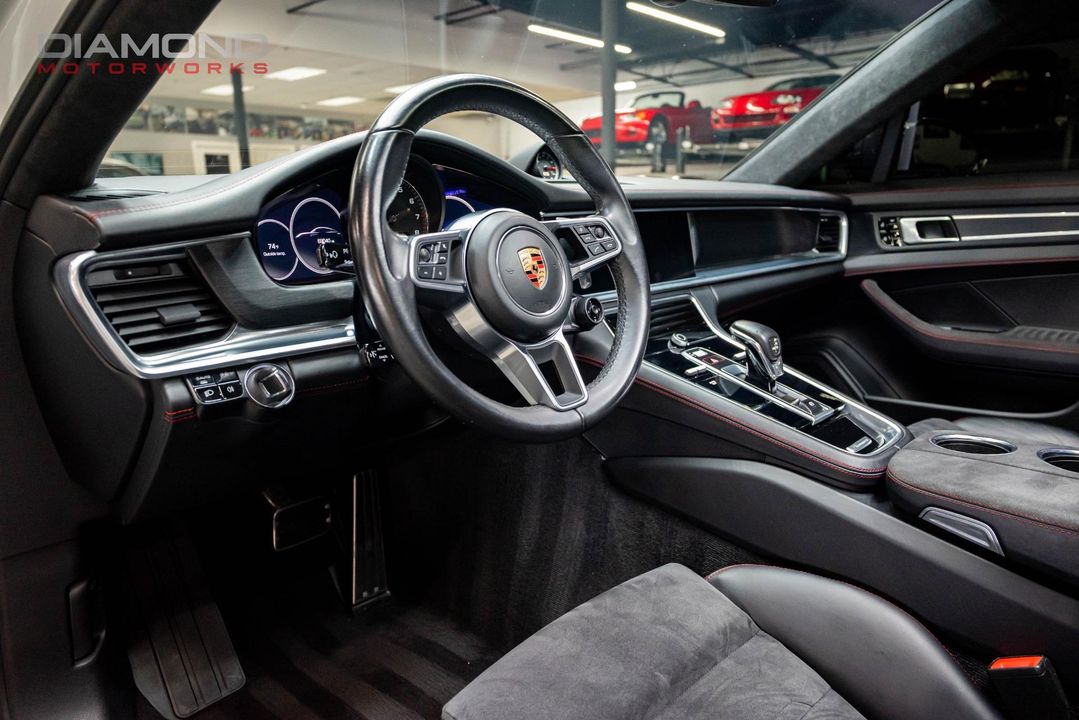 2019 Porsche Panamera