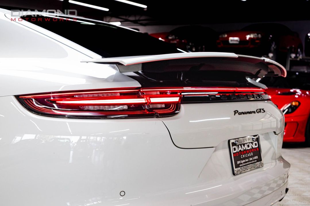 2019 Porsche Panamera