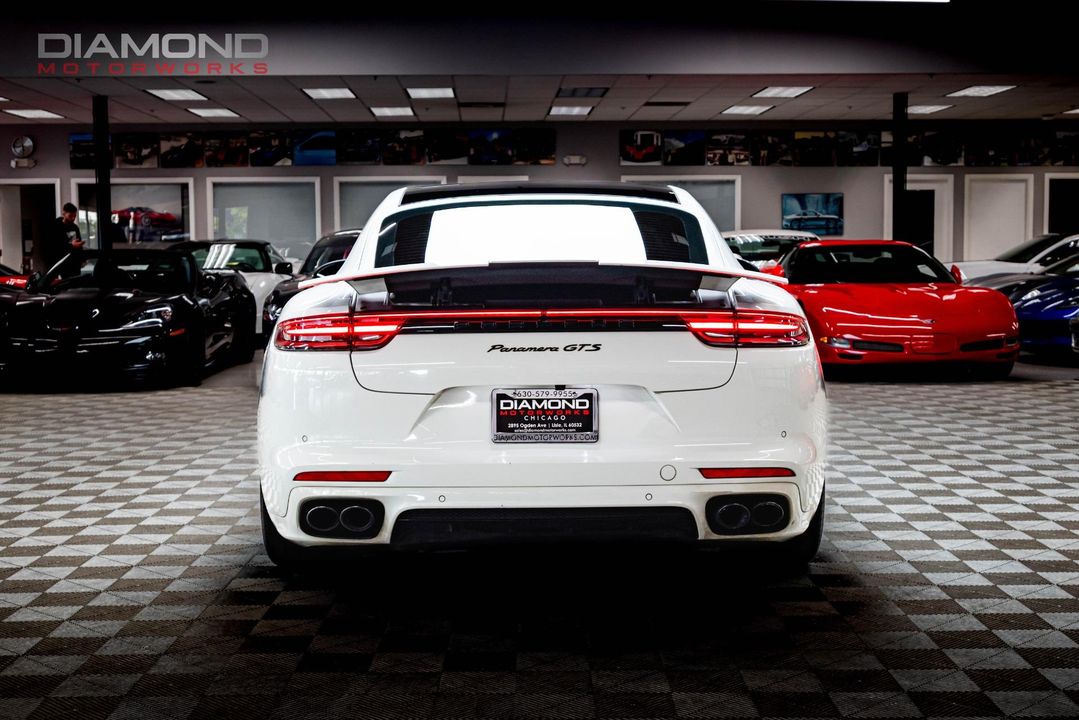 2019 Porsche Panamera
