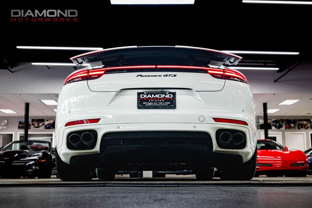 2019 Porsche Panamera