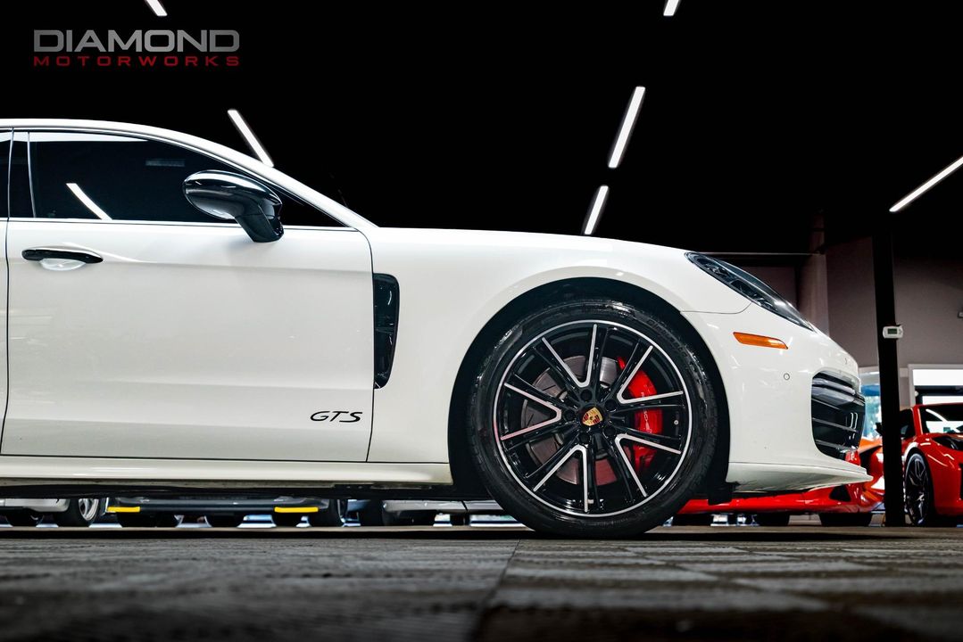 2019 Porsche Panamera