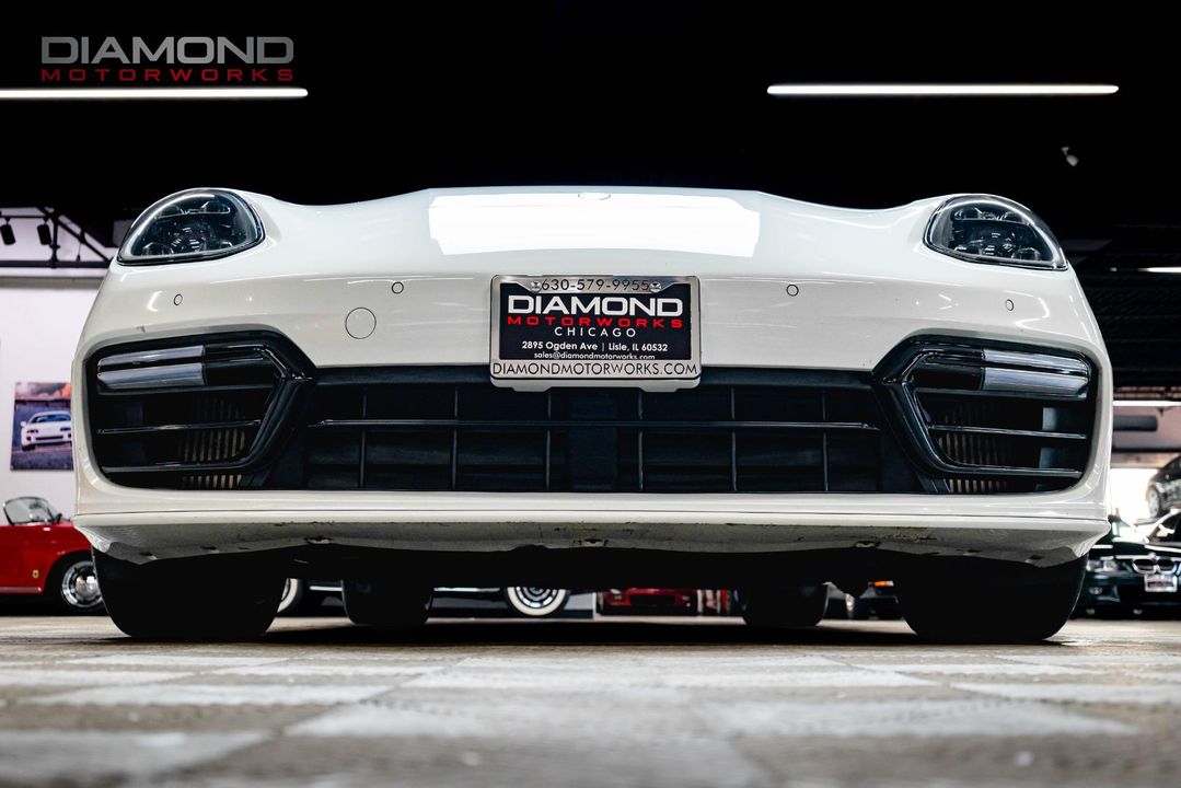 2019 Porsche Panamera