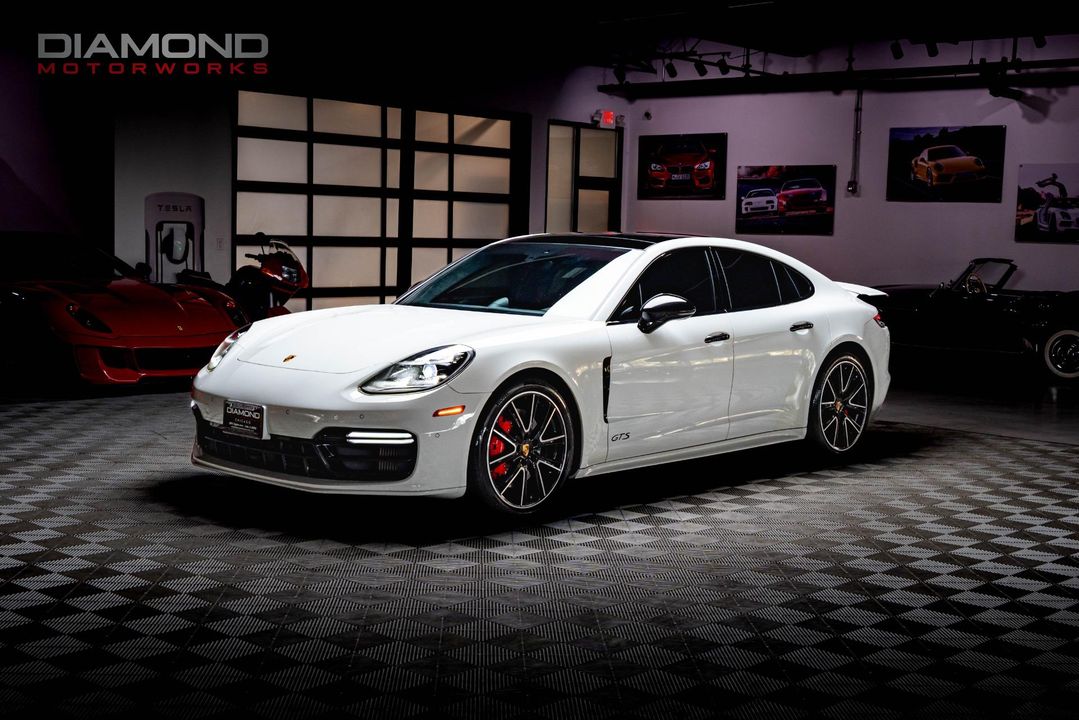 2019 Porsche Panamera