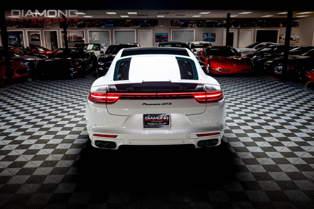 2019 Porsche Panamera