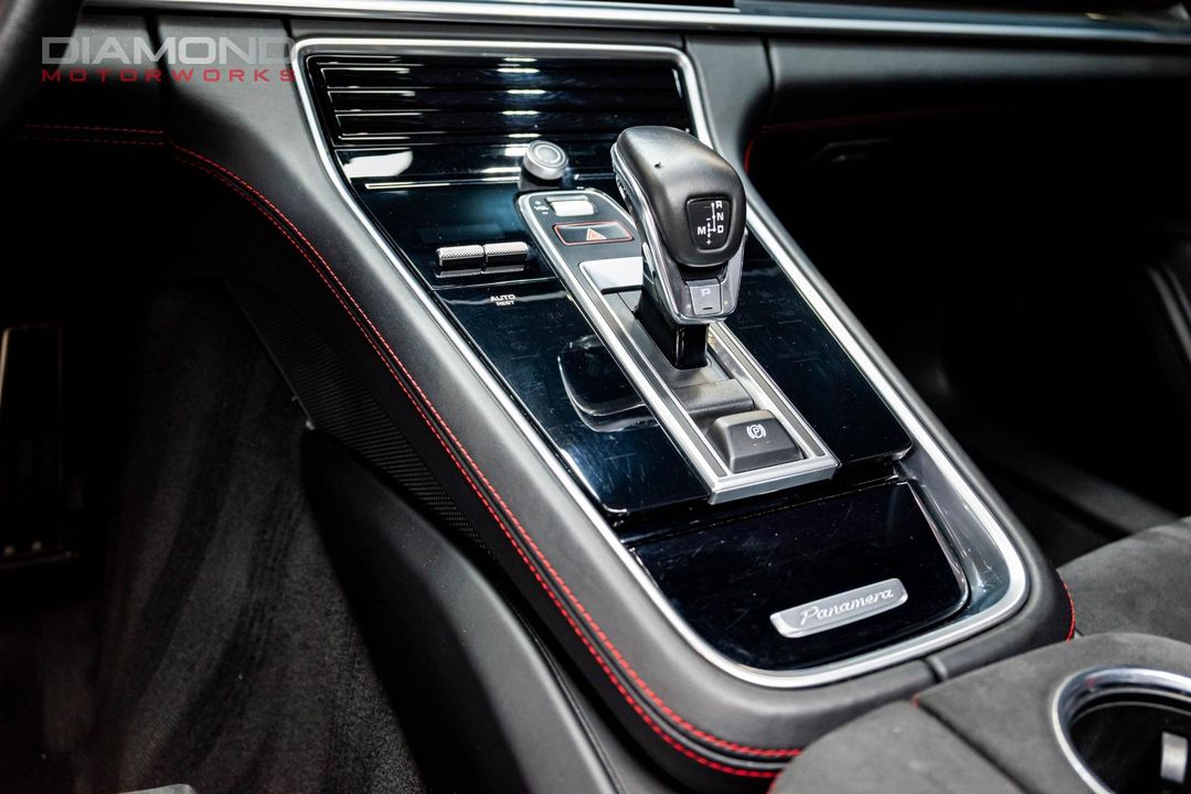 2019 Porsche Panamera