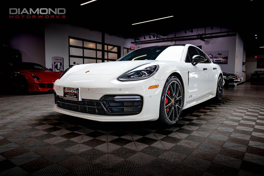2019 Porsche Panamera